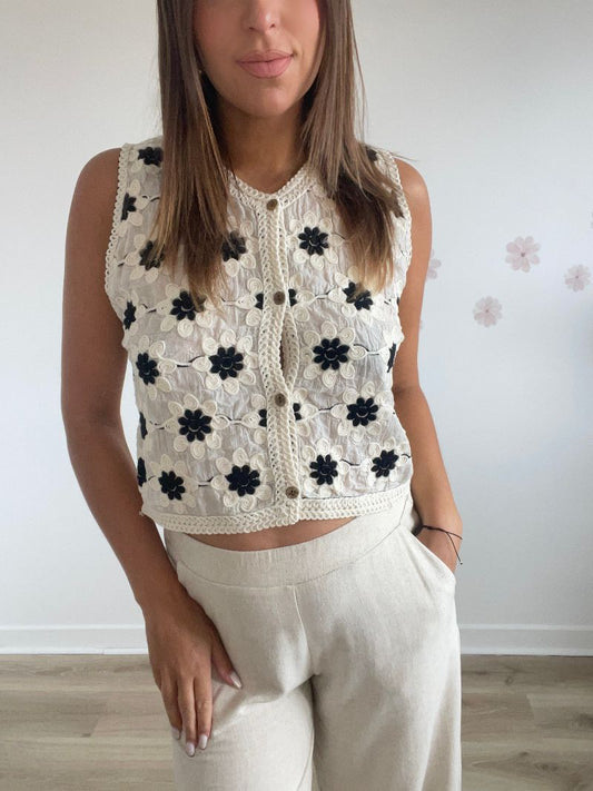 LEO - Gilet sans manches crochet à fleurs
